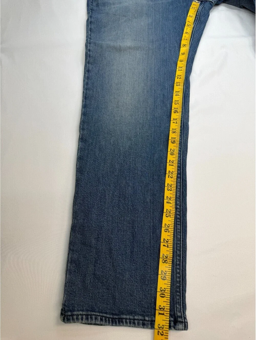 Calvin Klein Men's Jeans Slim Straight Medium Wash Mid Rise Solid Size 38 Blue